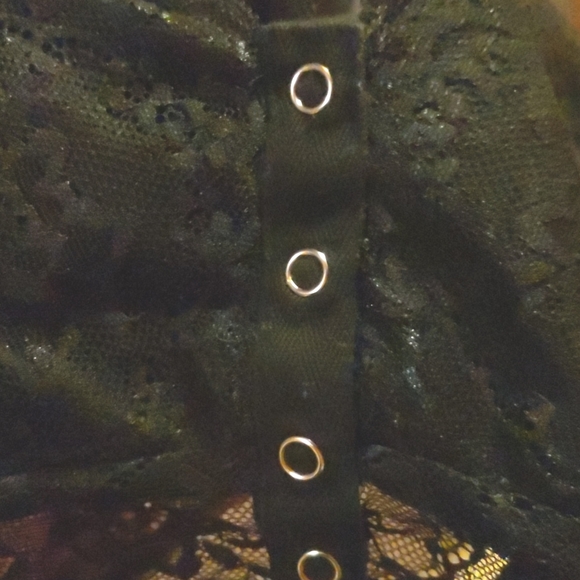 Black lace bralette - Picture 3 of 4